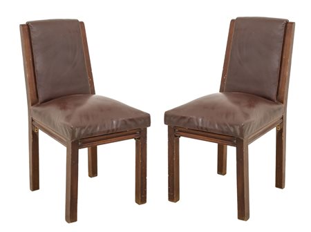 COPPIA SEDIE deco' in noce e vilpelle (seduta h cm 50). Meta' '900 Misure: h...