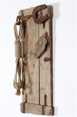 CLAUDIO CINTOLI 1935 - 1978 Senza titolo, 1962 Assemblaggio, scultura in...