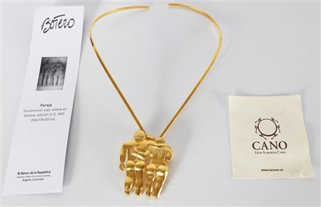BOTERO FERNANDO (n. 1932) Collana con ciondolo raffigurante la scultura in...
