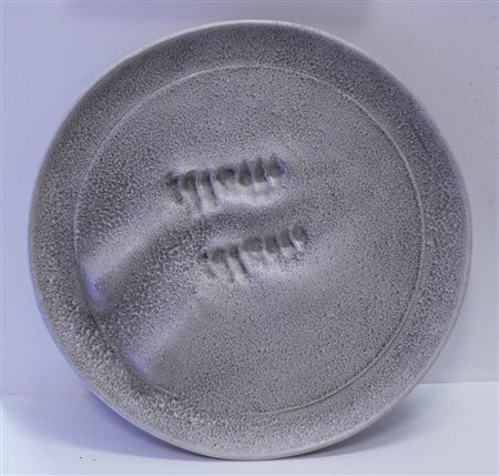 CARLO ZAULI 1926 - 2002 Senza titolo, anni 60 Piatto ceramica, cm. D.52...