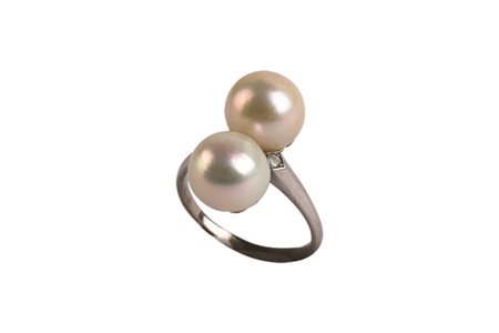Anello due perle. Oro bianco. Perle mm 9,8- Misura 15
