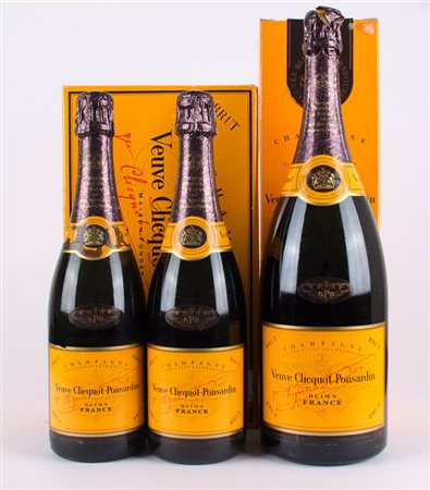 Champagne Veuve Clicquot Ponsardin ( Tot. 3 bt 0,75 lt.: 1 bt Magnum 1,5 lt....