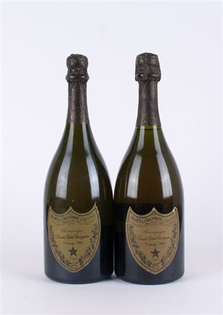 Champagne Cuvée Dom Perignon ( Tot. 2 bt 0,75 lt.: 1 bt 1983, 1 bt 1988 )