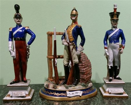 Lotto composto di n°3 statuette in porcellana Capodimonte rappresentanti...