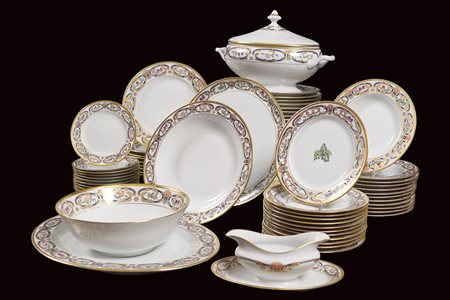 Cartier, Limoges, La maison du Prince, servizio di 66 piatti in porcellana...