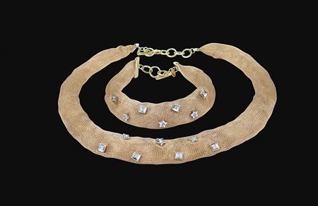 Parure in oro rosa e giallo 18kt peso 48,5 gr. composta da collier e...