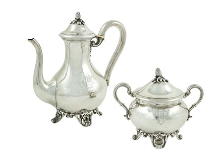 Caffettiera e zuccheriera in argento XIX secolo peso 2182 gr. superficie...