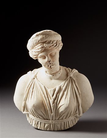 Arte del sec. XVIII "Giunone" scultura in marmo (h. cm 72) (difetti e...