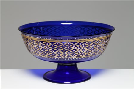 BAROVIER ERCOLE (1889 - 1974) Coppa nuziale in vetro blu cobalto decoro in...