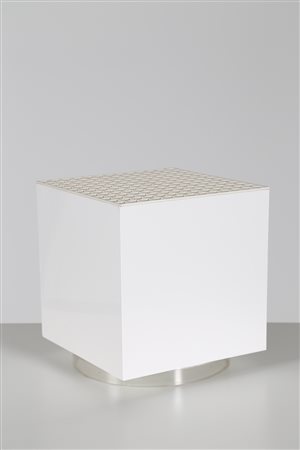 STUDIO OPI MILANO Portafiori in plastica, per CINI&NILS, anni 70. -. Cm 26,50...