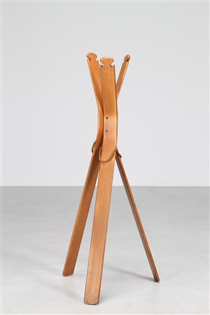 OFFREDI GIOVANNI (n. 1927) Attaccapanni treppiedi in faggio curvato, per...