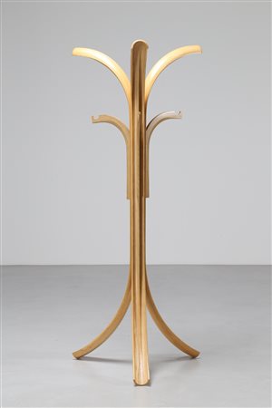 OFFREDI GIOVANNI (n. 1927) Attaccapanni in frassino curvo, per Crassevig,...