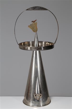 DALISI RICCARDO Pulcinella Scultura/tavolino con vassoio in ottone argentato,...