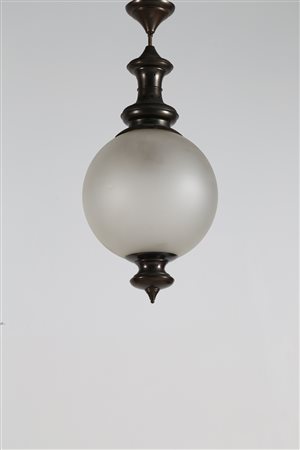 CACCIA DOMINIONI LUIGI (n. 1913) Lampada a sospensione in ottone brunito con...