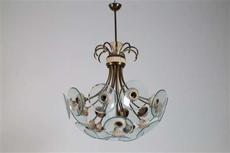 FONTANA ARTE Attrib. Lampadario a sedici luci in ottone metallo laccato e...