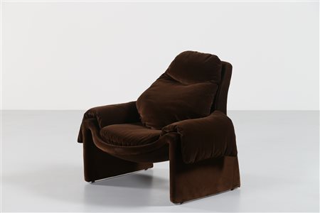 INTROINI VITTORIO Poltrona in velluto, mod. P60, per Saporiti, anni 60....