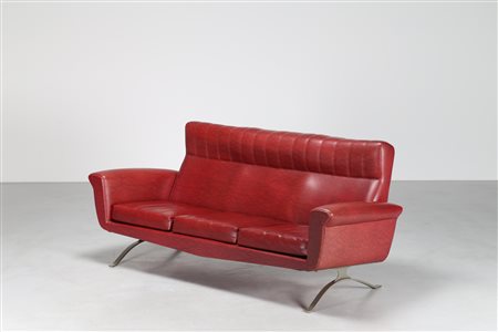 BOZZI AUGUSTO (1924 - 1982) Divano in acciaio cromato e sky, per Saporiti,...