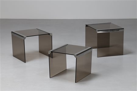 GALLOTTI E RADICE Serie di tre tavolini in cristallo trasparente temperato, e...