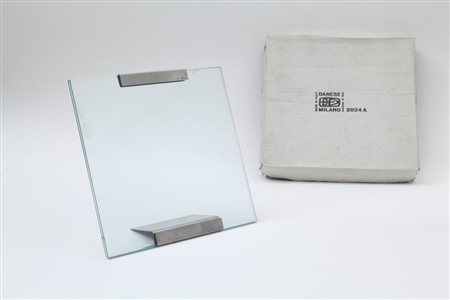 BRUNO MUNARI Un portaritratti "Galapagos" (mod. 2024A) per Danese, MILANO,...