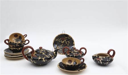 MANLIO TRUCCOUn servizio da the, circa 1922-1925. Composto da teiera,...