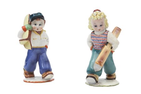 TOSINFigure di due piccoli sciatori, anni "30. Ceramica. Uno dei due marcato...