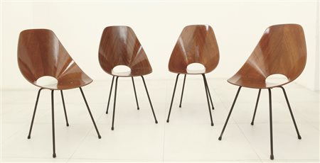 VITTORIO NOBILI Quattro sedie "Medea" per FRATELLI TAGLIABUE, 1955. Tondino...