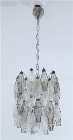 VENINI Un lampadario della serie "Poliedri", circa 1960. Struttura in ferro,...
