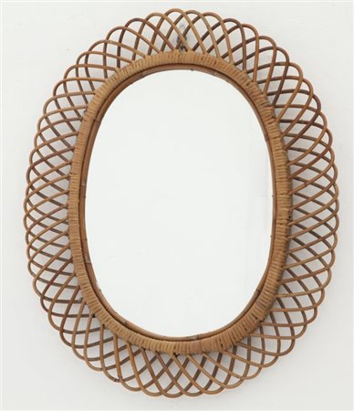 UNO SPECCHIO DA PARETE, anni "60. Bambù, giunco, canna d"India, cristallo...