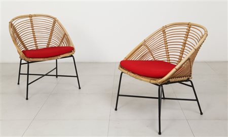 DUE POLTRONCINE, anni "60. Tondino di ferro verniciato, bambù, canna d"India....