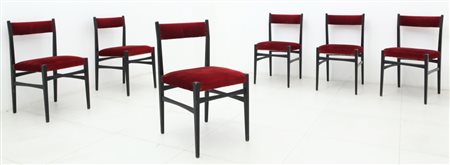 Sei sedie, anni "60. Legno verniciato, sedile e schienale imbottiti rivestiti...