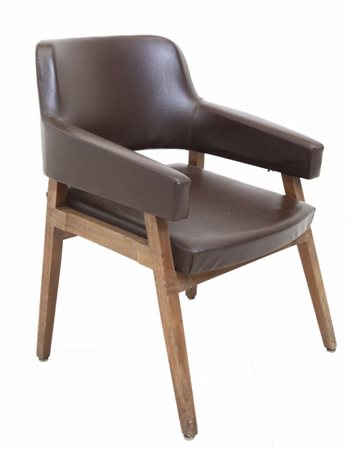 CASSINA (Editore) Una poltroncina, anni "60. Basamento in legno di teak,...