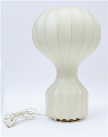 ACHILLE E PIER GIACOMO CASTIGLIONIUna lampada da tavolo "Gatto" per FLOS,...