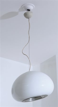 ACHILLE E PIER GIACOMO CASTIGLIONIUna lampada a sospensione "Black and white"...