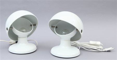 TOBIA SCARPADue lampade da tavolo "Jucker" per FLOS, 1963. Alluminio laccato....