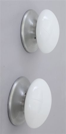 VALENTI (Editore)Due lampade a parete o a plafone, anni "70. Alluminio, vetro...
