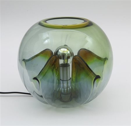 TONI ZUCCHERI Una lampada da tavolo "Nuphar" per VEART, 1972. Acciaio...