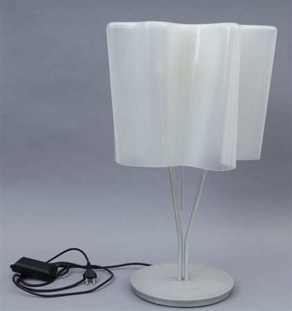 MICHELE DE LUCCHI, G. REICHERTUna lampada da tavolo "Logico" per ARTEMIDE,...