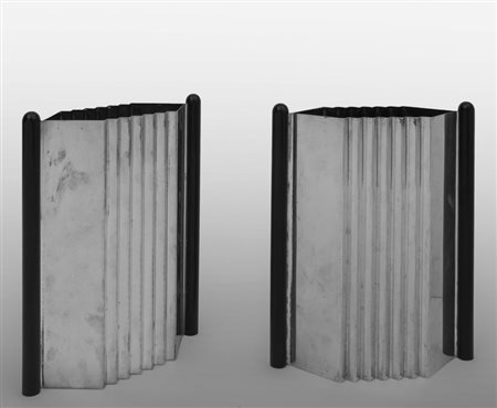 SUPERSTUDIOUna coppia di vasi della serie "Programma D" per ARGENTERIE RICCI,...