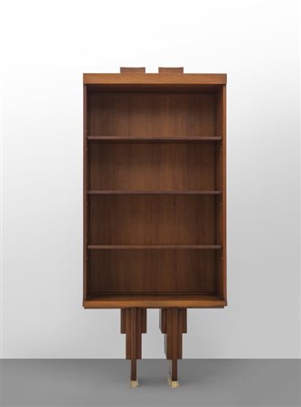 ICO E LUISA PARISI Un elemento di una libreria facente parte di uno studio...