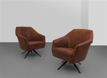OSVALDO BORSANI Due poltrone girevoli oscillanti "P32" per TECNO, 1958....