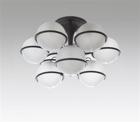 GINO SARFATTI Una lampada a plafone "2042/9" per ARTELUCE, 1963. Alluminio...