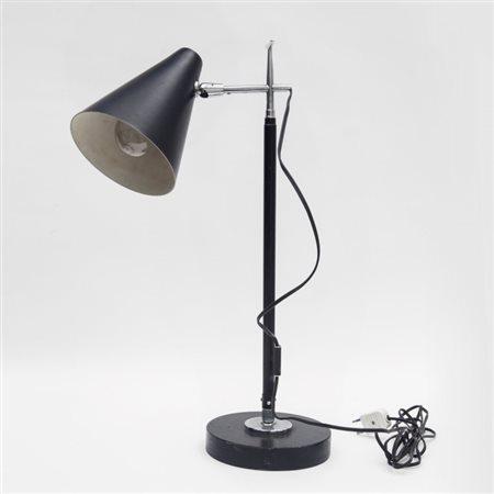 ANGELO OSTUNI, RENATO FORTI Una lampada da tavolo estensibile "201" per...