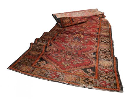 TAPPETO MALAYER Persia prima metà XX secolo Misure cm 542 x 93 Struttura in...