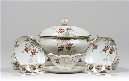 PORCELLANE RICHARD GINORI Grande zuppiera due alzate una salsiera con mestolo...