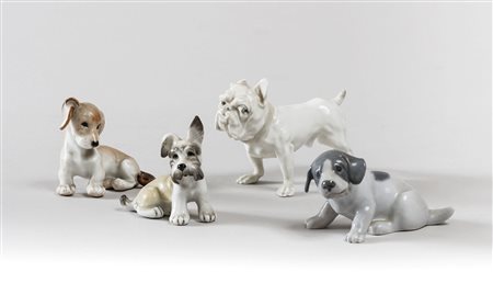 QUATTRO CANI IN PORCELLANA Marcati Augarten Austria, Wien e altre 1940 circa