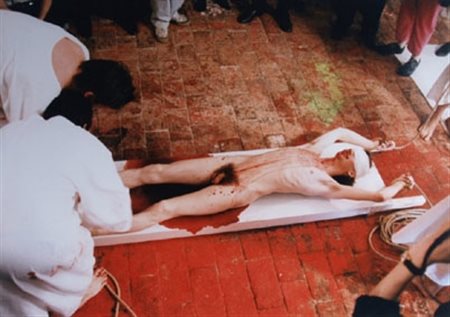 NITSCH HERMANN (Vienna 1938) "Senza titolo" 1984 Fotografia cm. H: 50 L: 70...