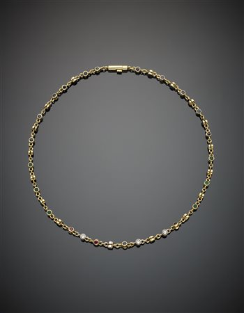 TRABUCCO Collier in oro giallo e bianco, con diamanti, rubini, zaffiri e...