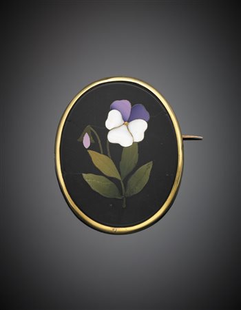 Spilla in oro giallo con mosaico a ricordare le viola del pensiero su onice,...