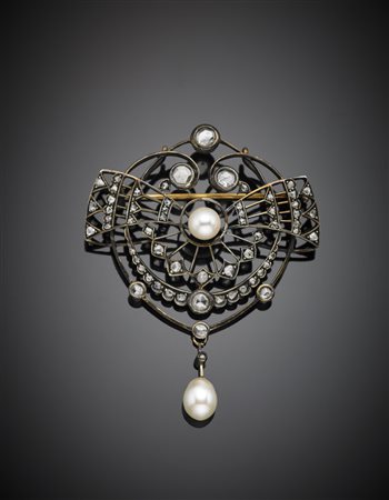 Spilla liberty in oro giallo e argento con diamanti taglio mezza rosetta e...