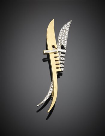 MISSIAGLIA Broche a guisa di ferro di prua della gondola in oro giallo e...